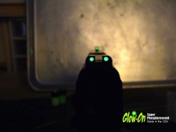 Glow Gun sight paint- 5 ml - Gun is the brightest in the dark  phosphorescent gun sight paint - put Gun on your gun sights (Color:  Green-yellow/green, Tamaño: 5 ml)